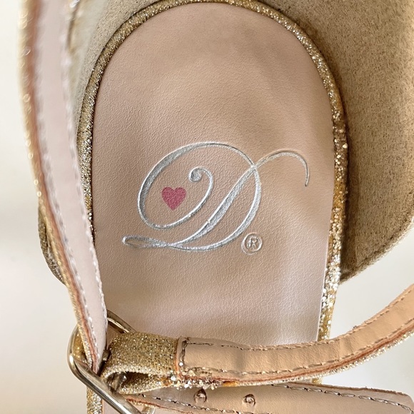 NEW Gold Sparkle Ankle Strap Heels w Rhinestones Open Toe Party Shoes Size 6.5 - Picture 2 of 7